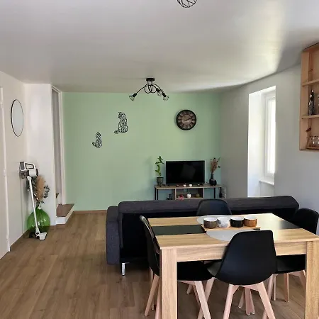 Maison De Village Casa de Férias *