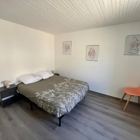 Maison De Village